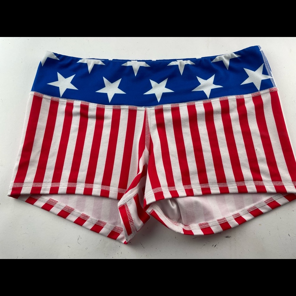 Fleo American flag shorts